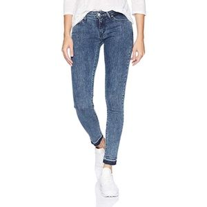 Levis 711 Skinny Jeans Whos That Girl, NWT!